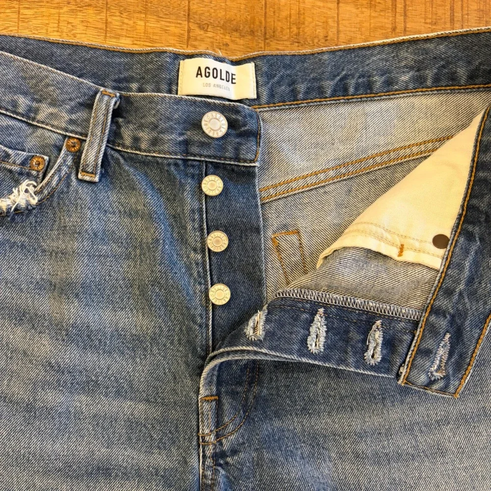 AGOLDE Parker Long Short 30 Heat Wave Cuffed Medium Wash Denim Summer Festival